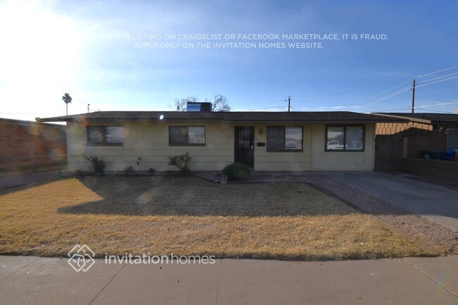 property at 2247 W Cortez St