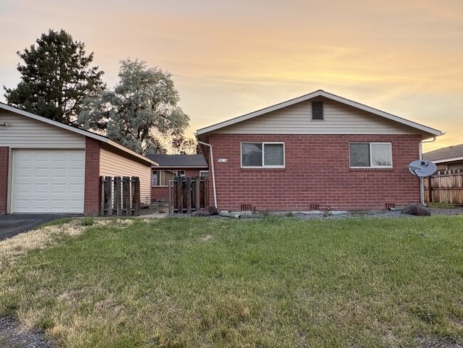 5000 Gatewood Dr, Unit 5000 Gatewood