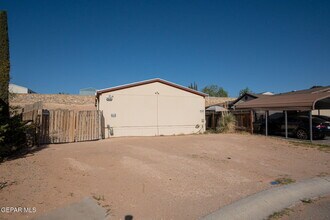 11827 Quail Bush Cir in El Paso, TX - Building Photo - Building Photo