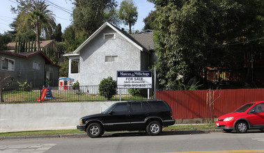 2011-2015 Echo Park Ave in Los Angeles, CA - Building Photo - Building Photo