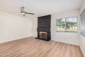 11009 S Tewa St in Phoenix, AZ - Building Photo - Building Photo