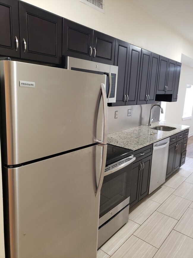 319 Market St, Unit #3