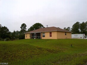 622 Grant Blvd in Lehigh Acres, FL - Building Photo - Building Photo