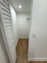 1282 NW 35th St in Miami, FL - Building Photo - Building Photo