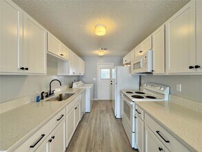 513 Winter Terrace, Unit 513 in Winter Haven, FL - Foto de edificio - Building Photo