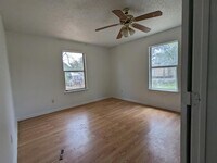 218 Merrifield Dr photo'