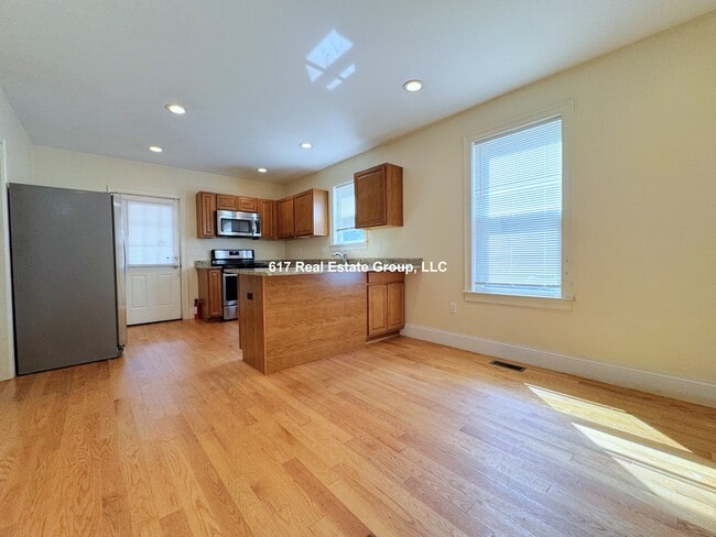 property at 35 Pratt St