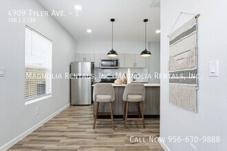 4909 Tyler Ave in McAllen, TX - Building Photo - Building Photo