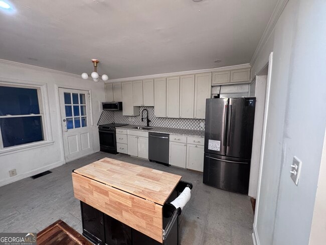 1604 Steele Dr NW in Atlanta, GA - Building Photo - Building Photo