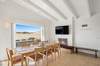 3321 Ocean Dr in Oxnard, CA - Building Photo - Building Photo