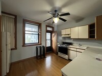 1354 W Foster Ave, Unit 3W in Chicago, IL - Building Photo - Building Photo