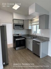 810 Ocean Dr in Hermosa Beach, CA - Building Photo - Building Photo