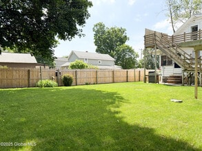 128 Mariaville Rd in Rotterdam, NY - Building Photo - Building Photo