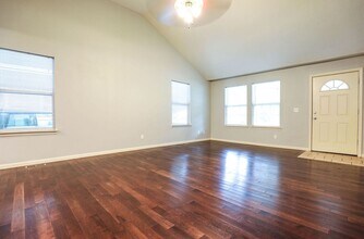 1330 S Pennsylvania Ave in Springfield, MO - Building Photo - Building Photo