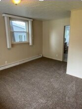 41 S Howell St in Hillsdale, MI - Building Photo - Building Photo