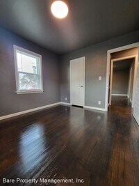 1133 E Lindsey St photo'