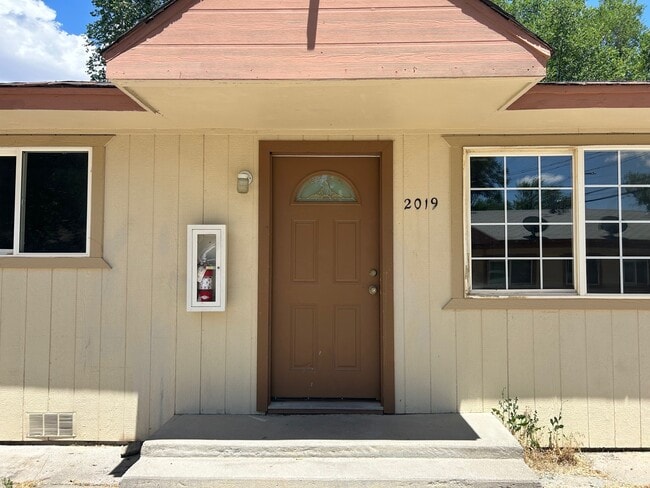 property at 2019 Valley Rd