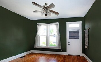 1916 S Preston St in Louisville, KY - Building Photo - Building Photo