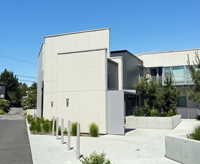 West Newton Flats in Seattle, WA - Foto de edificio - Building Photo