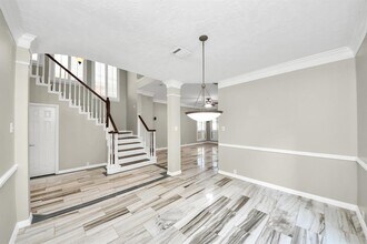 12819 Kingsbridge Ln in Houston, TX - Building Photo - Building Photo