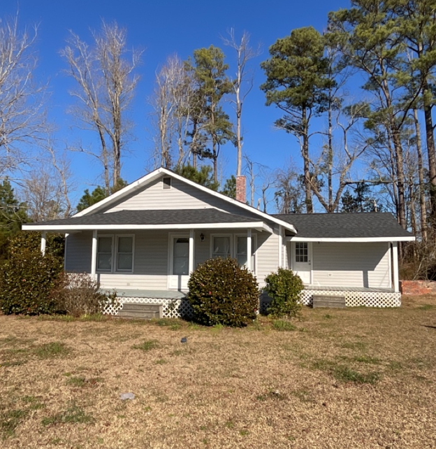 property at 1524 Belgrade-Swansboro Rd