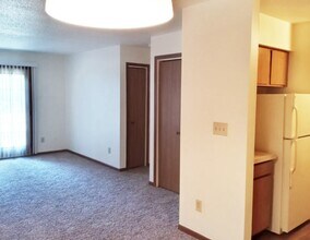 102 Price St in Lynn, IN - Building Photo - Building Photo