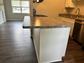 11201 Ginger Rd in Louisville, KY - Foto de edificio - Building Photo