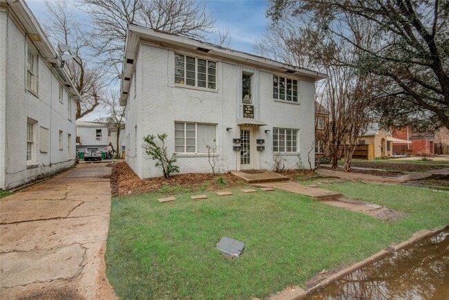 property at 1824 W Main St