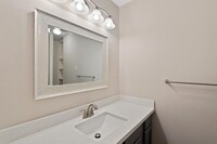 2411 Cypressvine Dr photo'