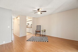 1060 Parker Rd in Denver, CO - Building Photo - Building Photo