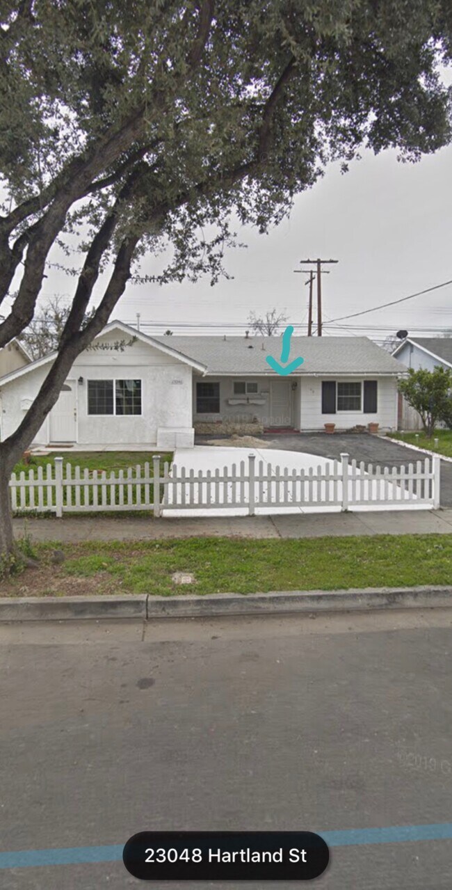 23046 Hartland St Apartments and Nearby West Hills Apartments For Rent