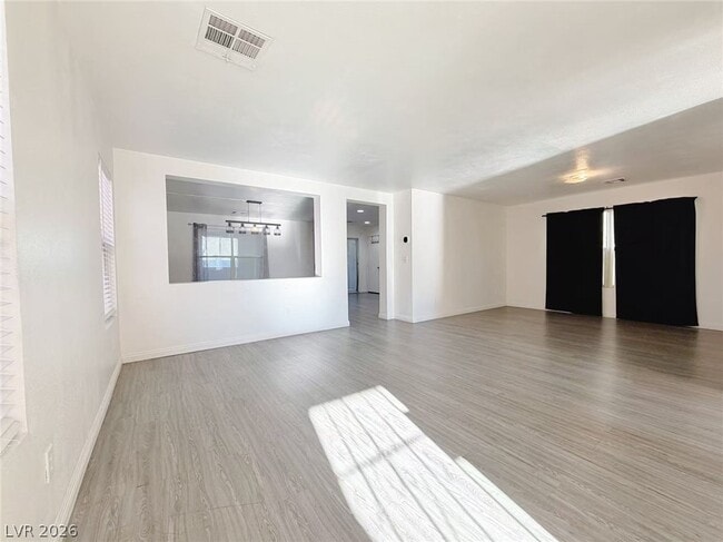 5386 Walcott Dr in Las Vegas, NV - Building Photo - Building Photo