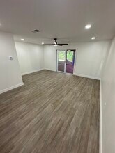 329 E Evergreen Ave in Longwood, FL - Building Photo - Building Photo