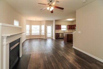 1585 Tigris Ct in Atlanta, GA - Building Photo - Building Photo