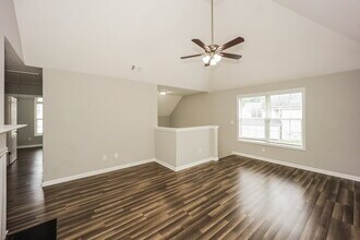 11758 Registry Blvd in Hampton, GA - Building Photo - Building Photo