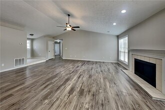 4018 River Rock Way in Woodstock, GA - Building Photo - Building Photo