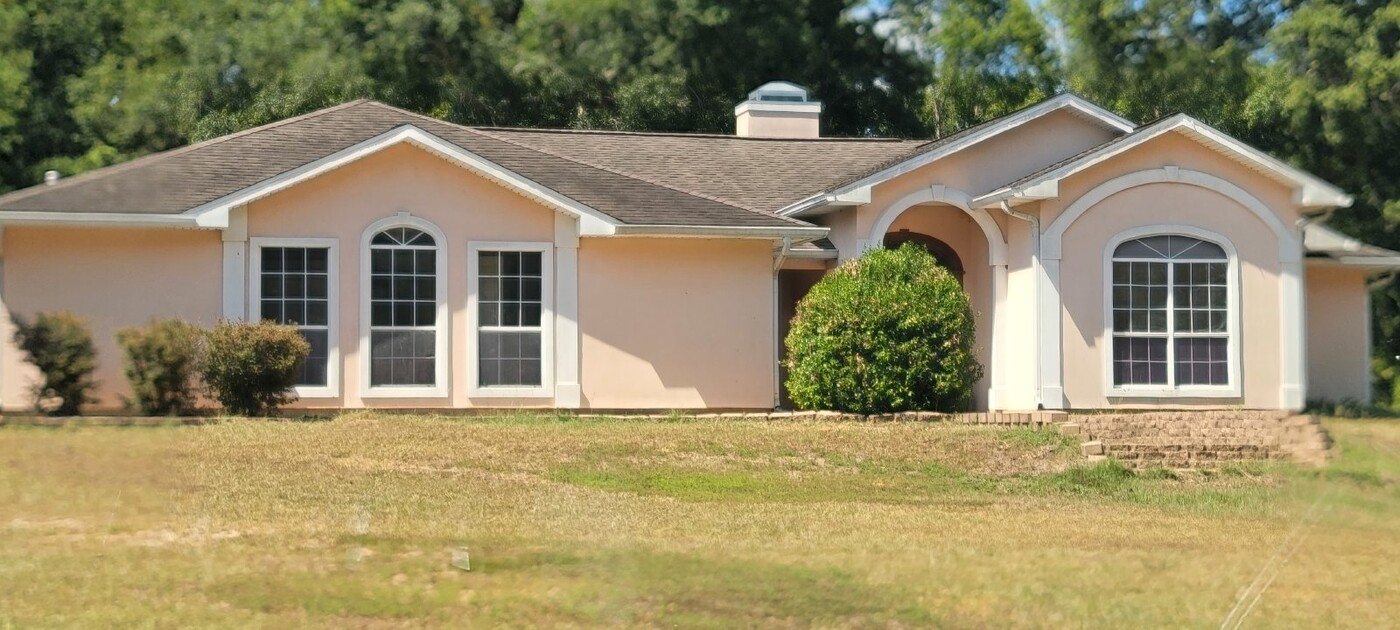 2718 Savage Forks Rd in Leesville, LA - Building Photo