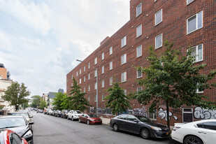 950 Willoughby Ave in Brooklyn, NY - Foto de edificio - Building Photo