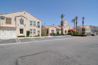 Bldg G in La Quinta, CA - Foto de edificio - Building Photo