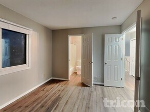 6865 Buckingham Rd in Woodbury, MN - Building Photo - Building Photo