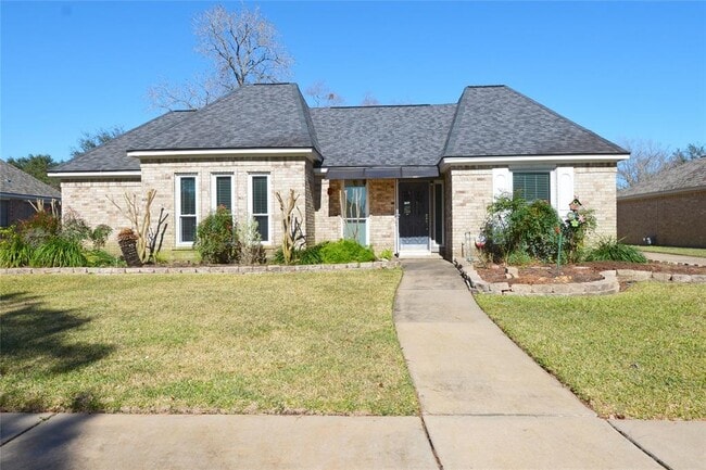 15030 Vistamont Dr