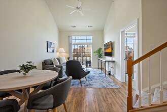 1800 Diagonal Rd in Alexandria, VA - Building Photo - Building Photo