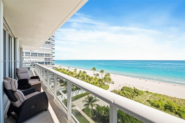 9595 Collins Ave in Bal Harbour, FL - Building Photo - Building Photo