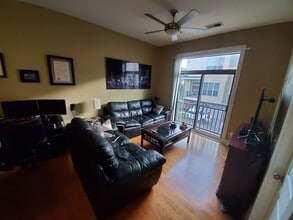 3255 Noda Blvd, Unit Noda Condo in Charlotte, NC - Building Photo - Building Photo