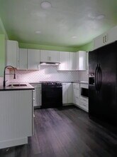 455 N Cammann St in Coos Bay, OR - Building Photo - Building Photo