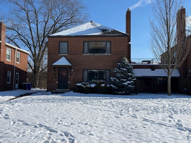 property at 1738 Ashland Ave