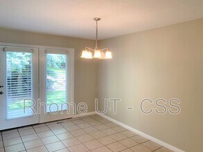 9639 S Villa Springs Cove in Sandy, UT - Building Photo - Building Photo