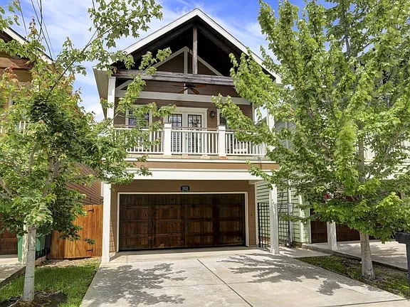 property at 1521 Prince St