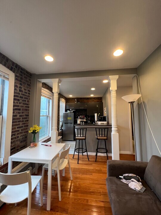 51 Garden St, Unit 9 in Boston, MA - Building Photo