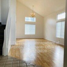 5004 Hidden Meadow Way in Antelope, CA - Building Photo - Building Photo